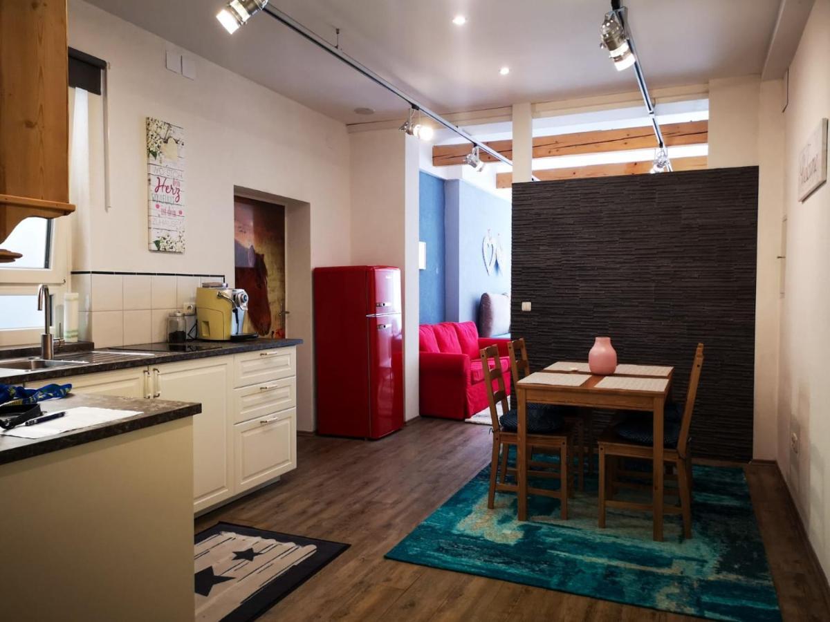 Millenium Inn Ferienwohnung Top 2 Mürzzuschlag Eksteriør bilde